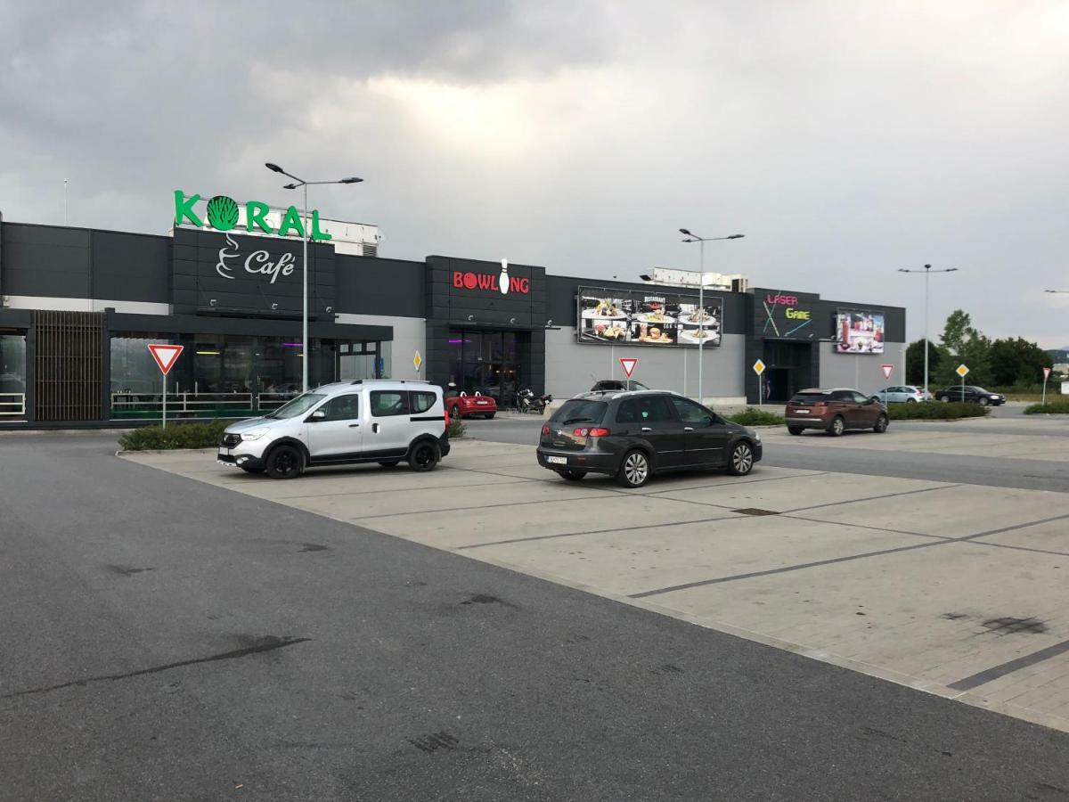 Apartment Tekelova 95M2 Prešov Eksteriør bilde